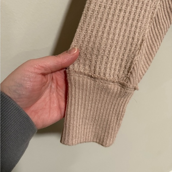 Free People Santa Clara Thermal Pullover Top Size Small Boho Cozy Oversized - Picture 3 of 10